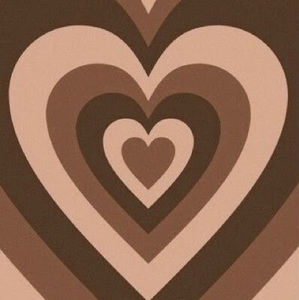 Meet your Posher, Lola